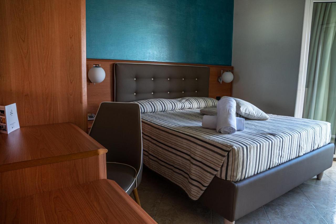גרוטמארה Hotel Paradiso מראה חיצוני תמונה