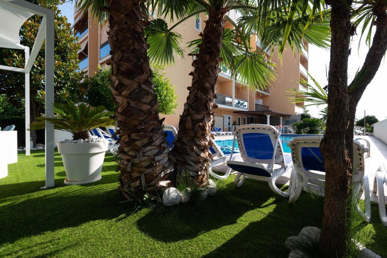 גרוטמארה Hotel Paradiso מראה חיצוני תמונה